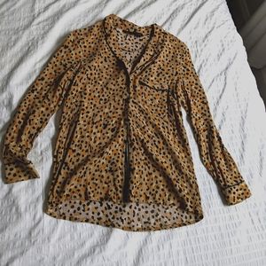 Cheetah leopard print button up blouse